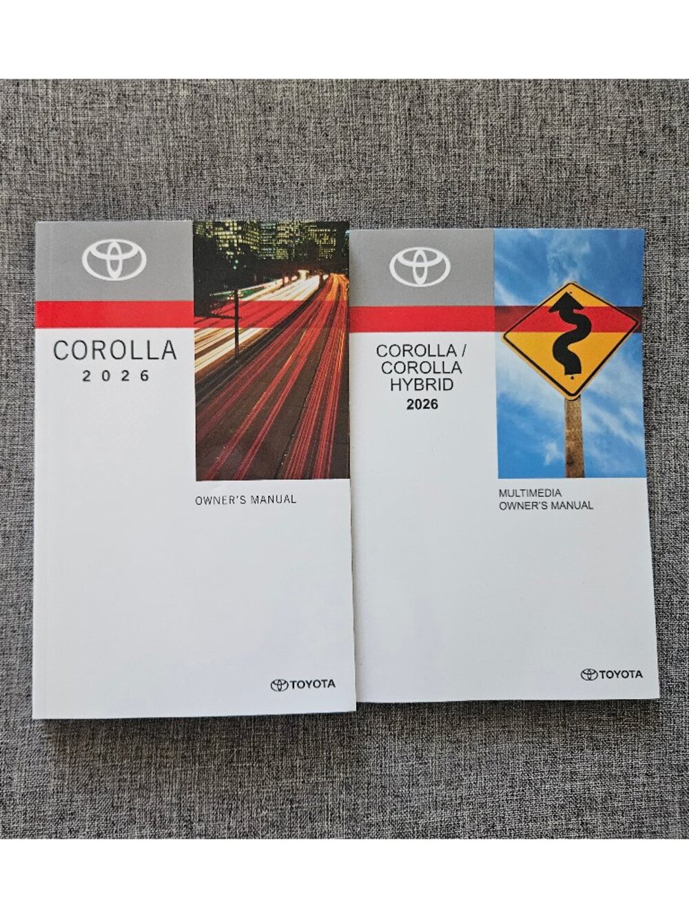2026 TOYOTA COROLLA Owner's Manual & Multimedia